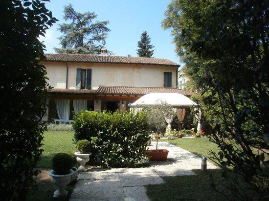 Albergo Dimora Storica Antica Hostelleria كريما المظهر الخارجي الصورة